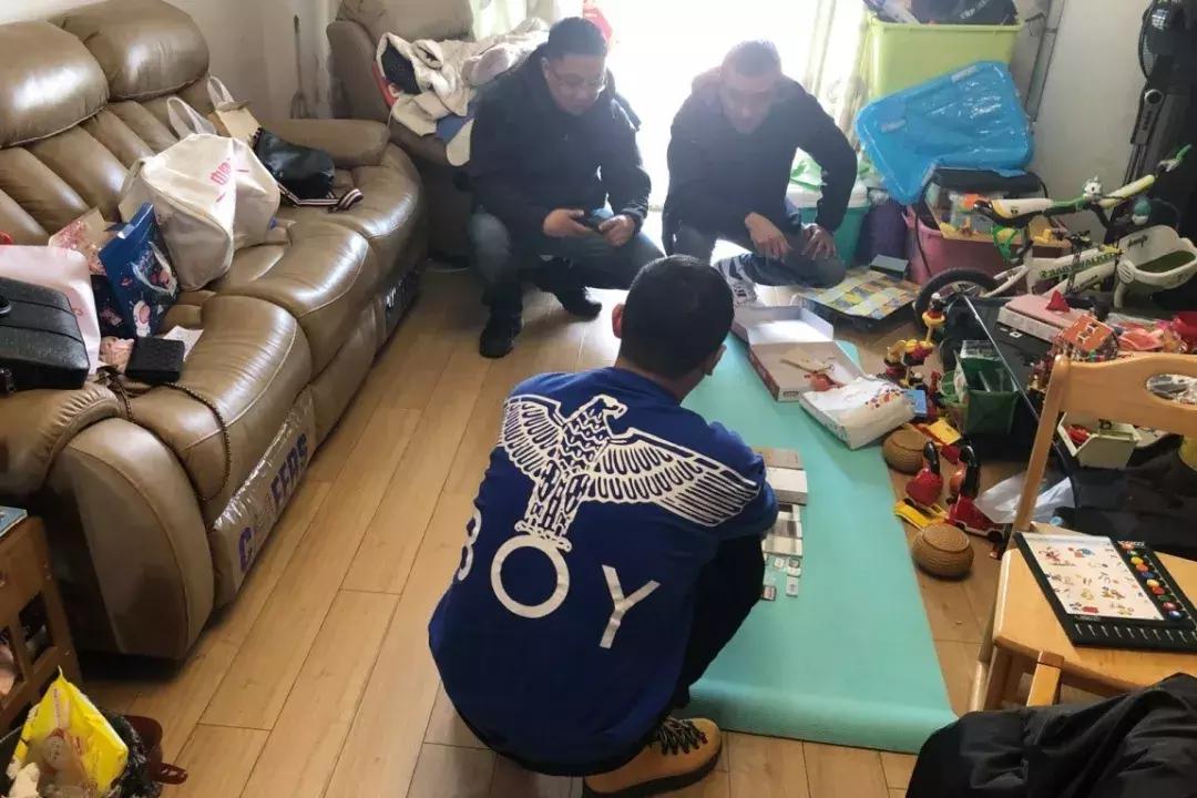 秋霞最新网扯,秋霞最新网扯，一场关于文化与娱乐的探讨
