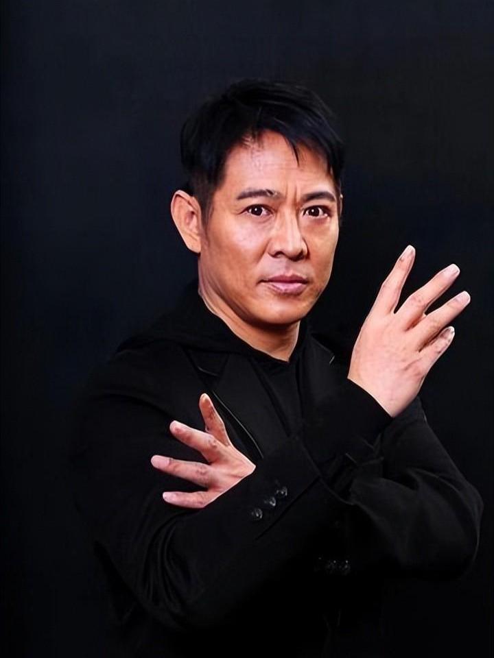 动作巨星李连杰，传奇功夫与辉煌影视生涯